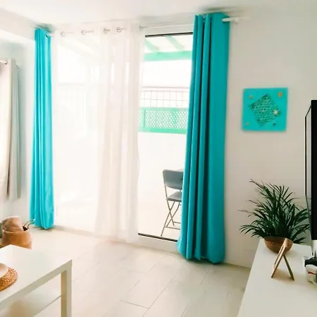 Louise 1 Minuto A Pie Del Mar