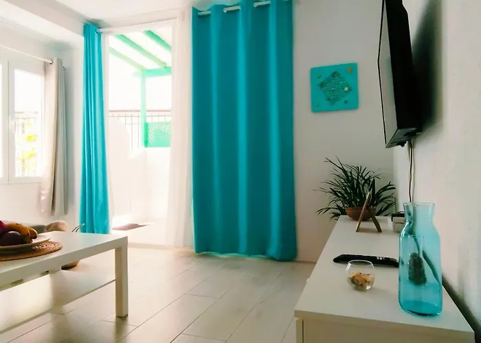 Louise 1 Minuto A Pie Del Mar Apartment