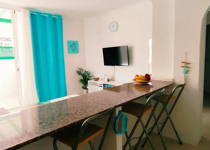 Louise 1 Minuto A Pie Del Mar Apartment