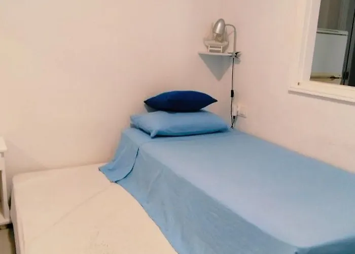 Louise 1 Minuto A Pie Del Mar