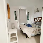 Louise 1 Minuto A Pie Del Mar *